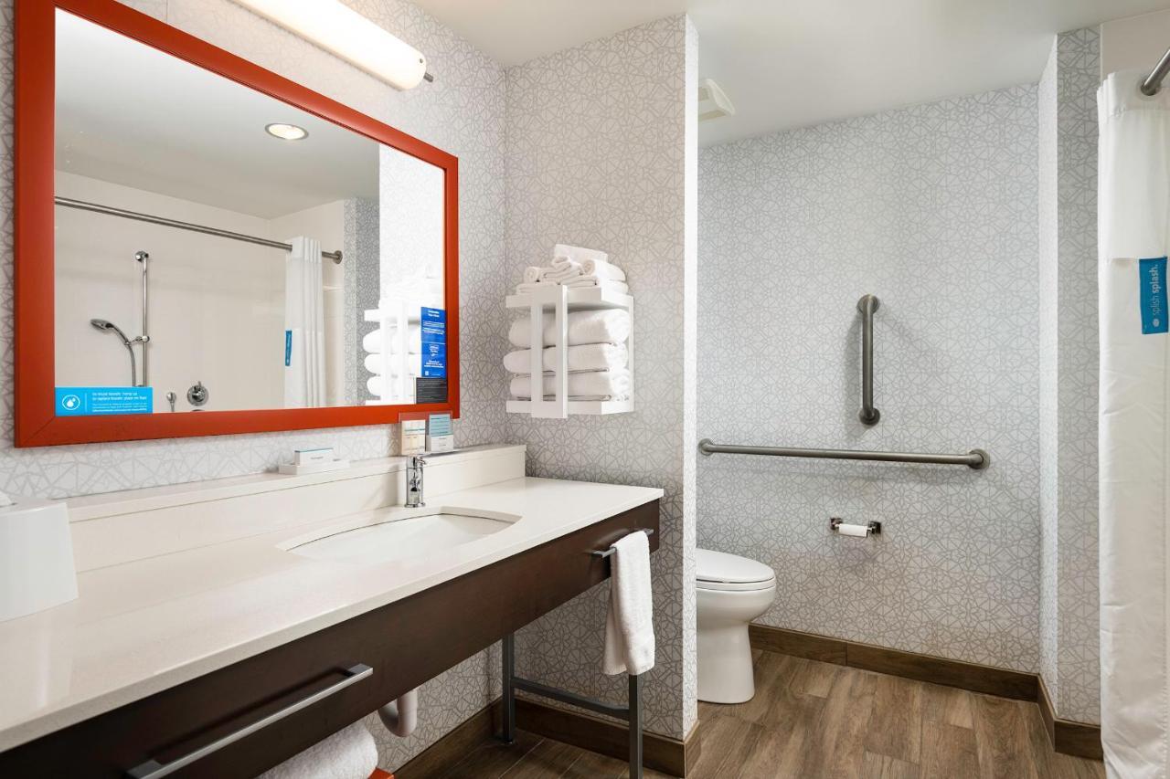 Hampton Inn Buffalo - Amherst Eksteriør bilde